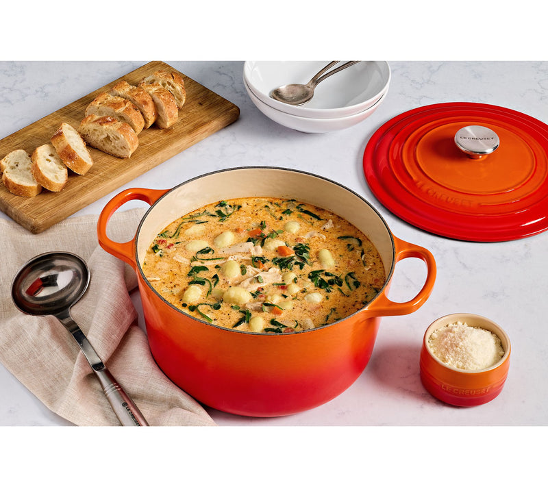 Le Creuset Traditional 6.5-qt Enameled Cast Iron Round Deep Oven — View 7
