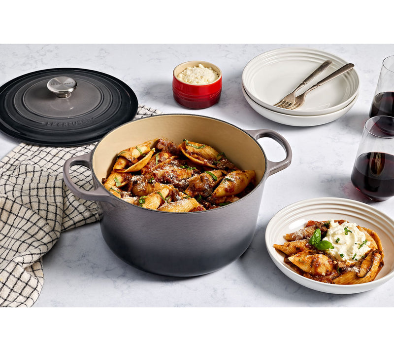 Le Creuset Traditional 6.5-qt Enameled Cast Iron Round Deep Oven — View 9