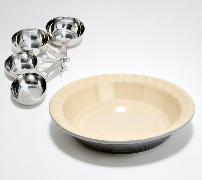 Le Creuset Classic 9" Pie Dish w/ 4pc Batch Measuring Cups — View 7