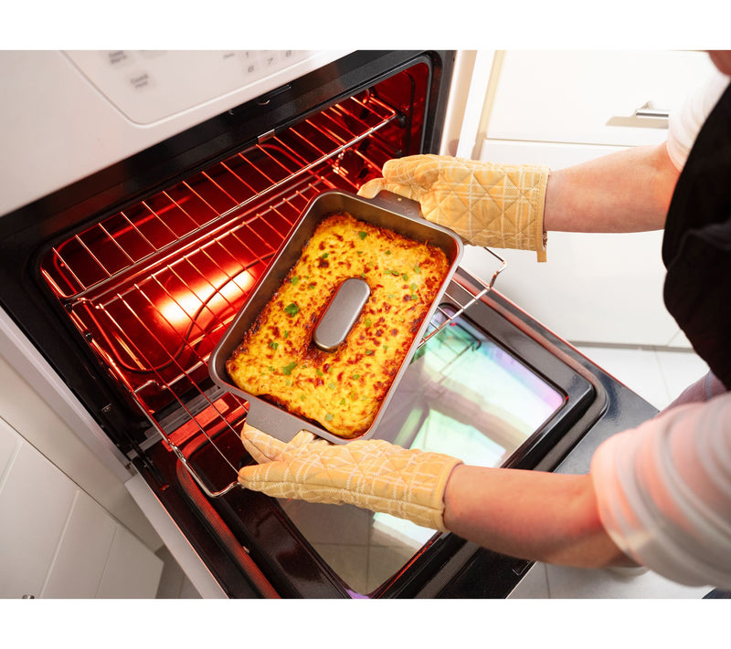 Jokari Evenly Done Baking Pan — View 4