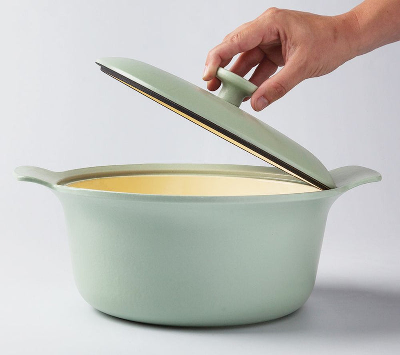 BergHOFF Ron 4.4-qt Cast-Iron Covered Stockpot — View 6