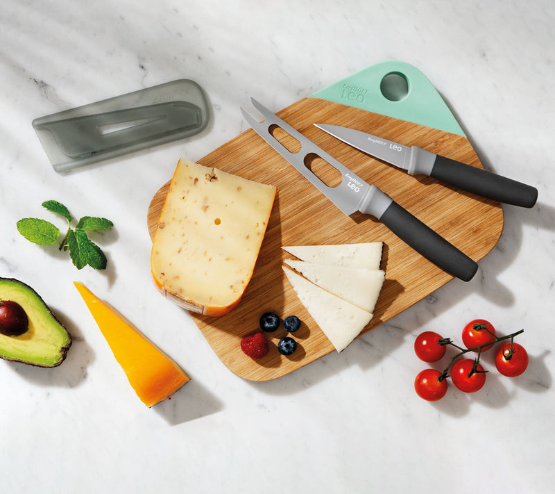 BergHOFF Leo 3-Piece Knife and Cutting Board Set — View 3