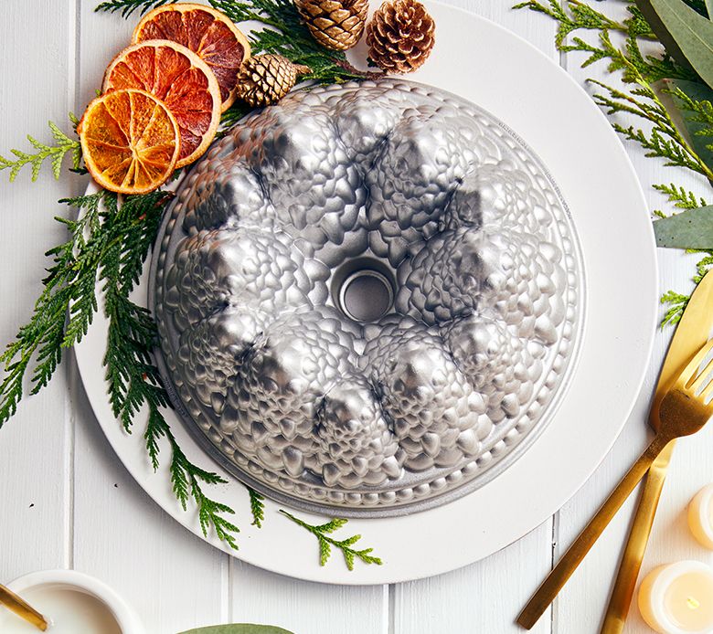Nordic Ware Pine Forest Bundt Cake Bundle — View 5