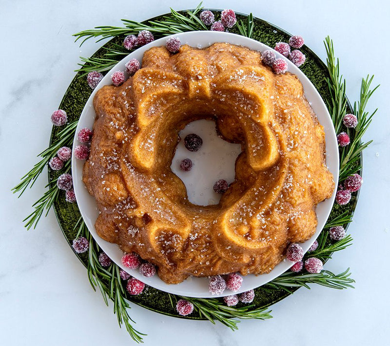 Nordic Ware Holiday Wreath Bundt Pan & Storageag Set — View 8