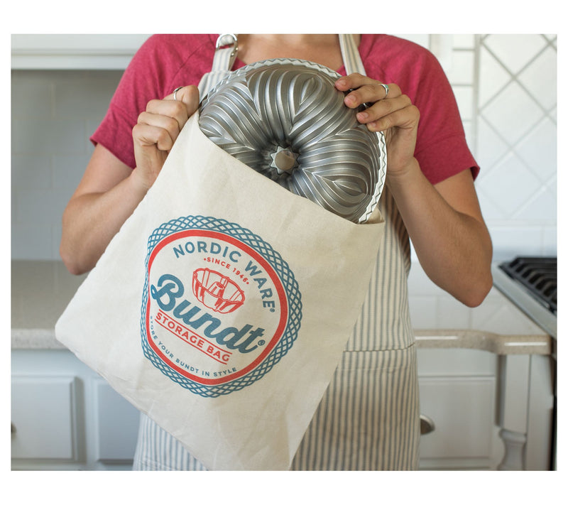 Nordic Ware Let It Snow Bundt Pan & Storage Bag Set — View 10