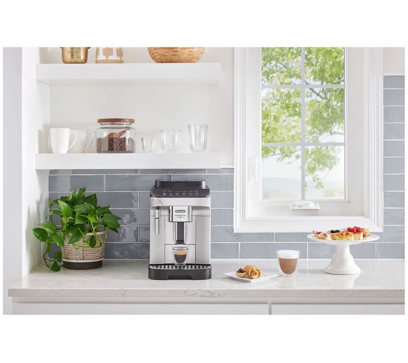 De'Longhi Magnifica Evo Coffee and EspressoMachine — View 6