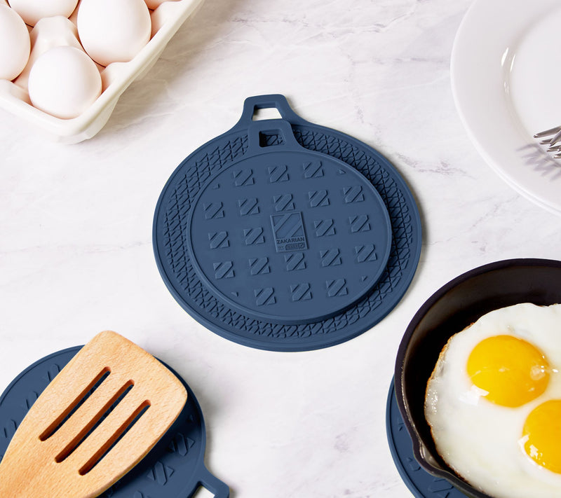 Zakarian by Dash 4-piece Magentic Silicone Trivet — View 10