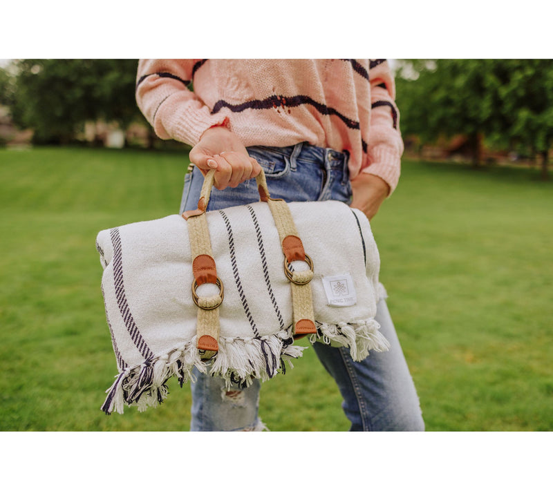 Picnic Time Montecito Outdoor Picnic Blanket wih Harness — View 7