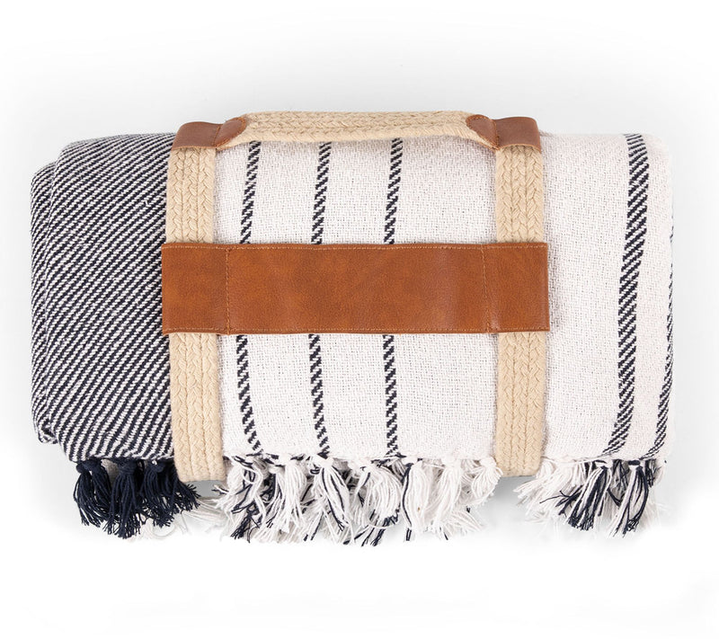 Picnic Time Montecito Outdoor Picnic Blanket wih Harness — View 5