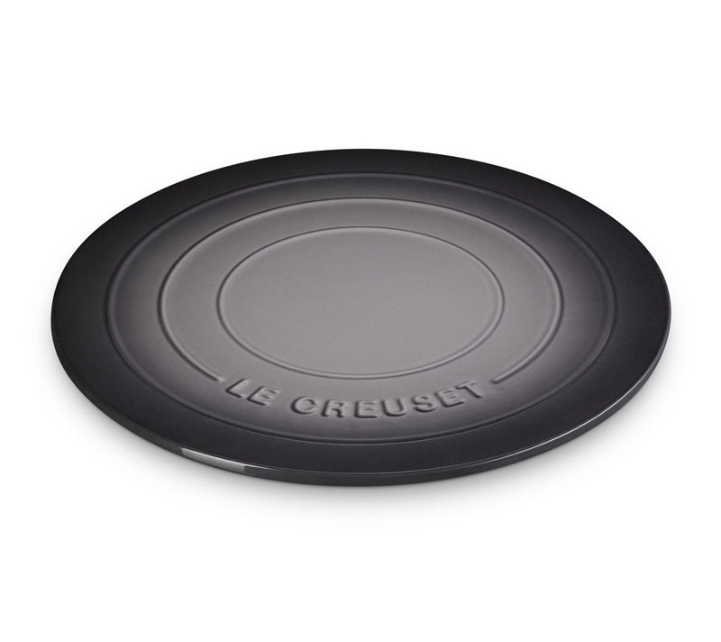 Le Creuset 15" Signature Pizza Stone — View 8