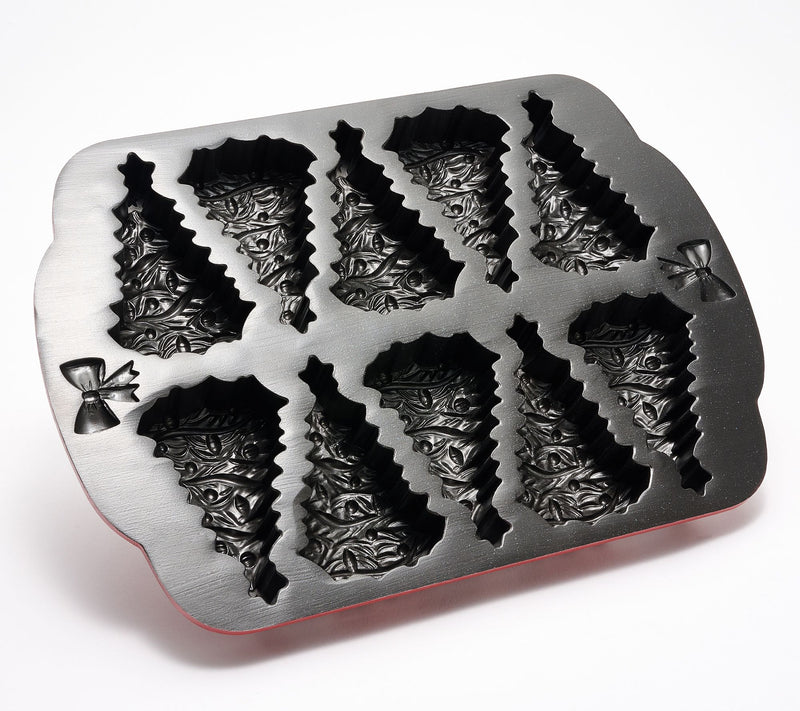 Good Housekeeping Christmas Tree 10-Compartment Cakelet Pan — View 2