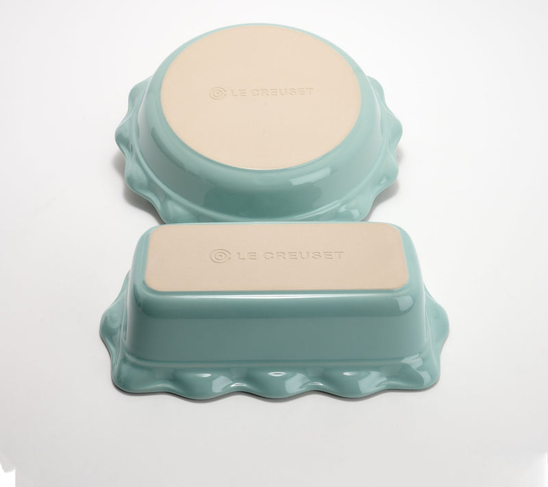 Le Creuset Heritage Fluted Pie Plate Dish & Loaf Pan — View 3