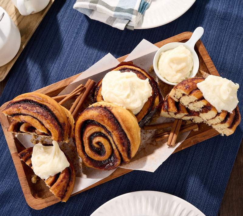 Jimmy the Baker (24) 5.25 oz Cinnamon or Pumpkin Rolls With Icing — Main view