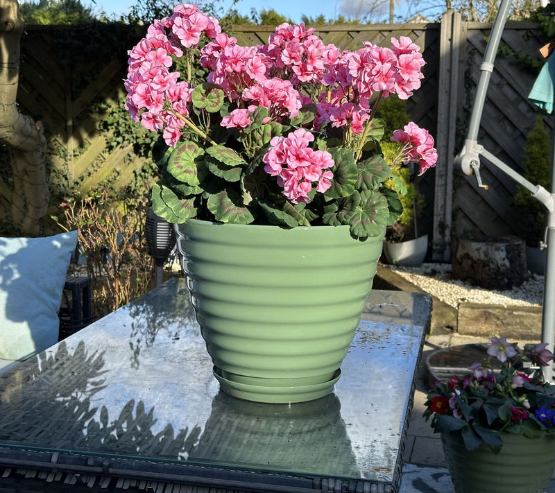 Jennings Set of 2 XL Twist 14" Planters — View 6