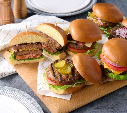 Rastelli's (24) 5.33-oz. Wagyu Beef and Cheddar Burgers