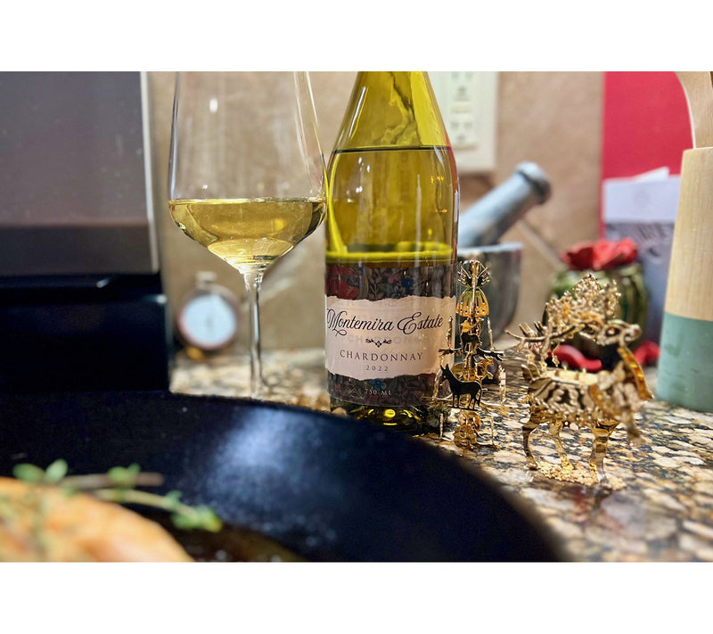 Vino Voyage (6) Bottle Holiday Wines Your Way Set — View 5