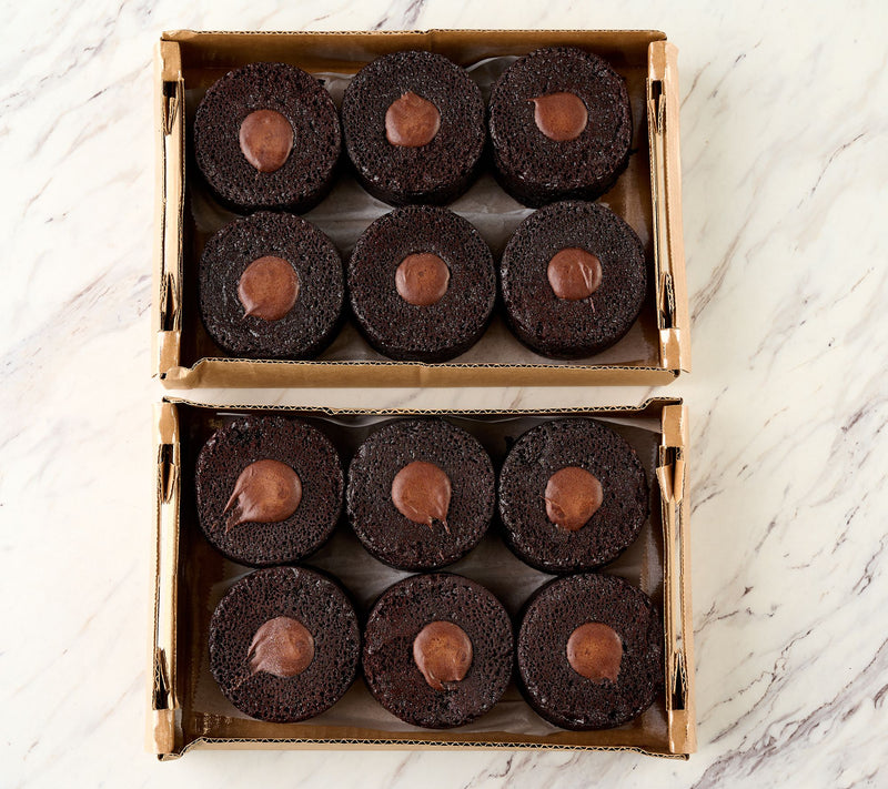 Delizioso Desserts (12) 6oz Chocolate Ganache Lava Cakes — View 2