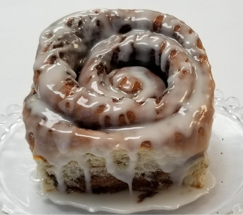 CinnaMom (12) Individual Traditional Glaze Cinn amon Rolls — Main view
