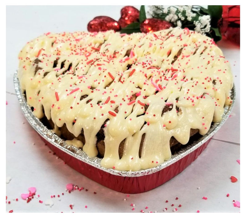 Cinnamom Bakery Valentine Pan (8) Buttercream C innamon Rolls — View 3