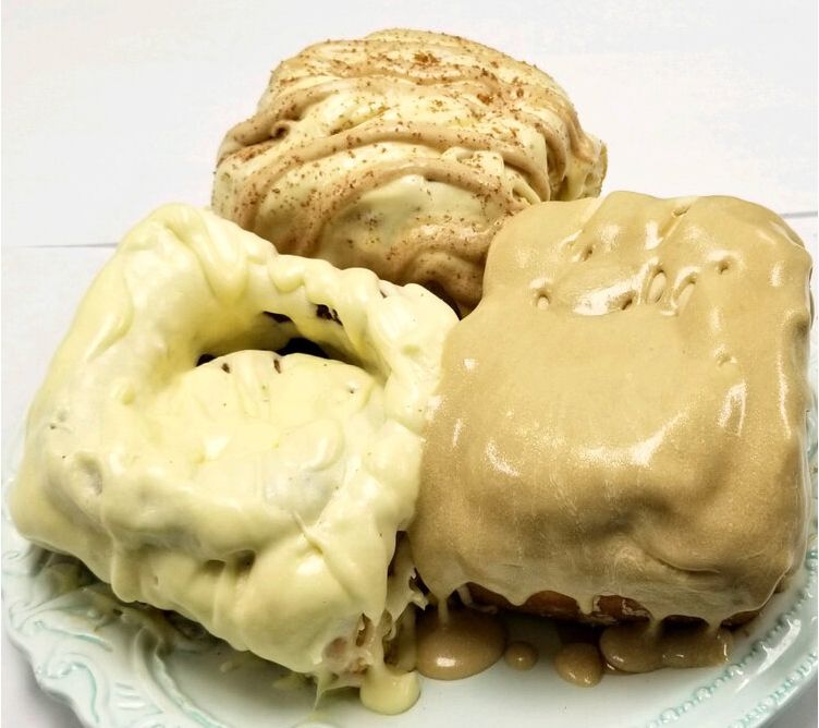 CinnaMom Bakery 12 Individual Timeless Varietyolls — Main view