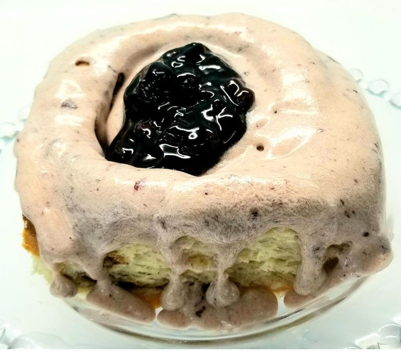 CinnaMom Bakery Blueberry Cobbler Jumbo 6-Packinnamon Rolls — Main view