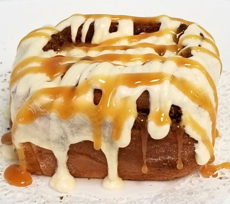 CinnaMom Bakery Caramel Cream Jumbo 6-Pack Cinnamon Rolls — Main view