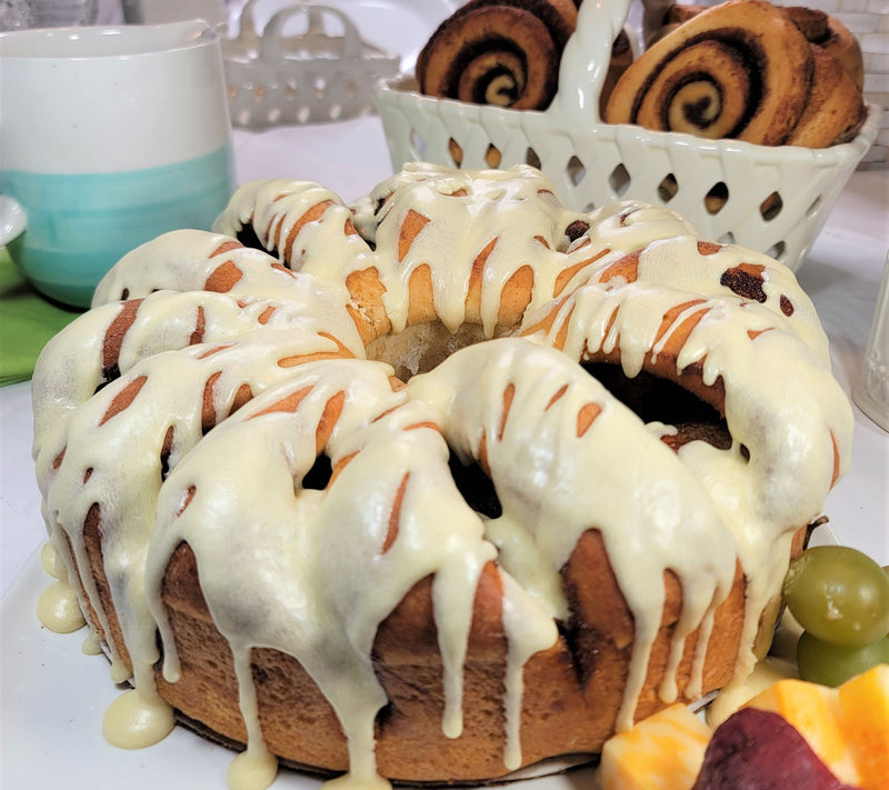 CinnaMom Bakery Classic Buttercream Tea Ring — Main view