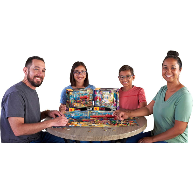RoseArt Train S tation 2000 Pie ce Puzzle — View 8