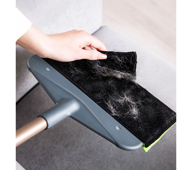 EZClean 3-in-1 Wet/Dry Squeegee with Microfiber,Hair Removing Pad — View 6