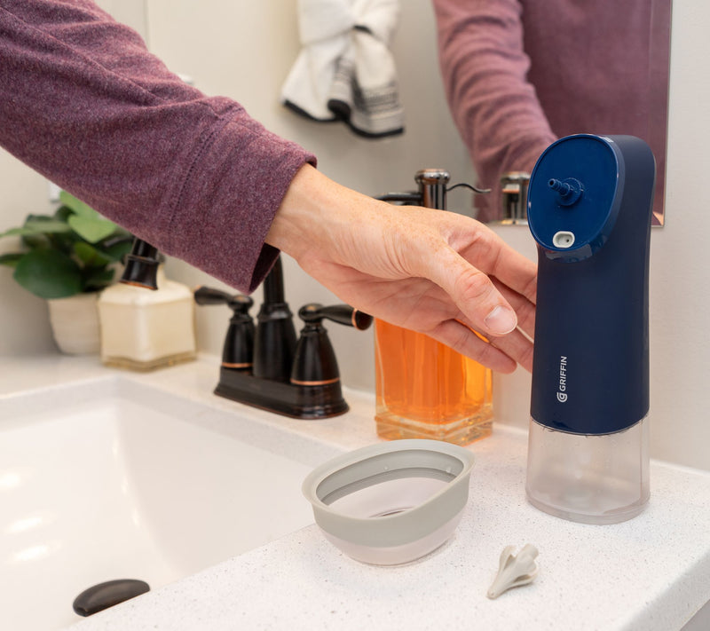 Griffin Water Powered Ear Cleaner — View 4