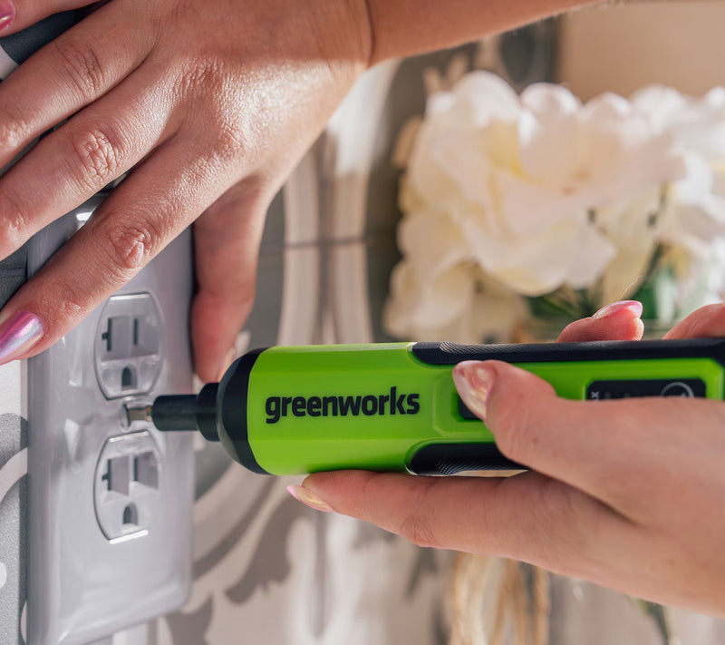 Greenworks Set of 2 4V Screwdriver with 26-Piece Acessory Kit — View 3